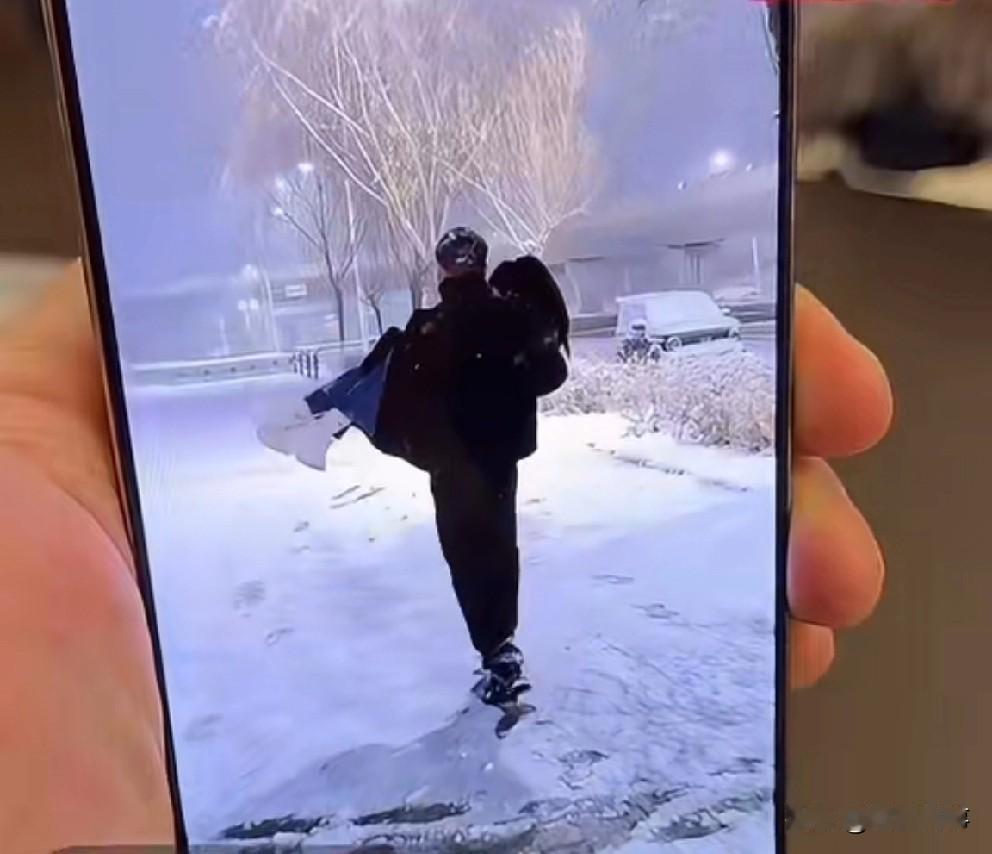 仙洋陶醉和腿腿的视频，视频拍摄和构图都是我的想法！腿