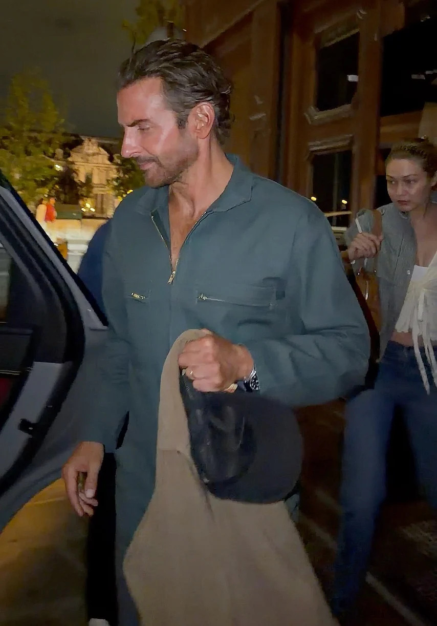 布莱德利库珀吉吉哈迪德隐婚51岁的布莱德利·库珀（BradleyCooper）