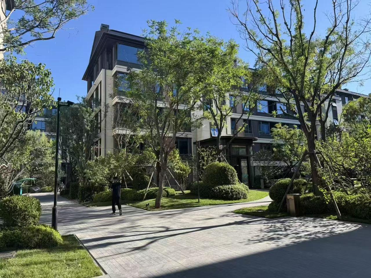 昨日（9月14日），星期一，北京二手房市场数据来了！昨日，北京市二手房住宅网