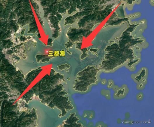 中国发现一个能停靠上百艘航母的深水港，位置太关键了！ 你敢信吗？在咱们国家的