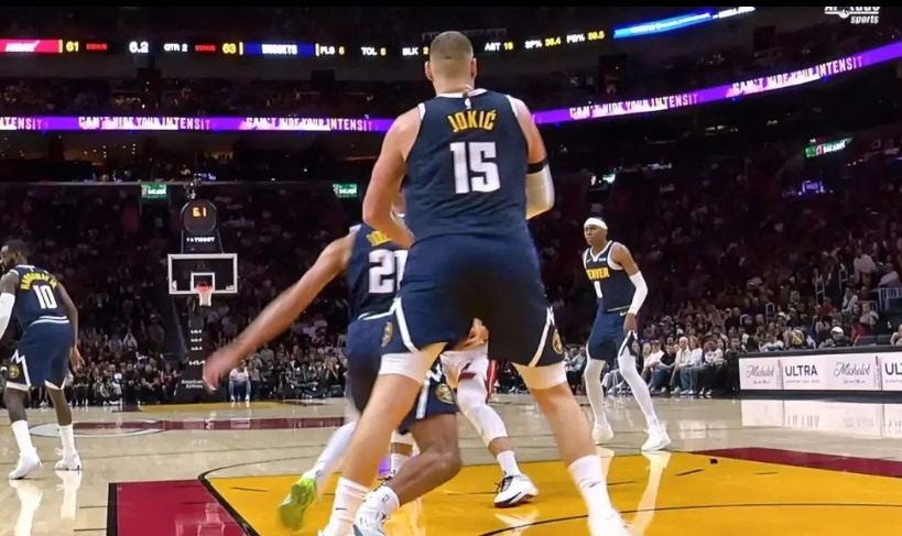 琼斯啊，琼斯啊，你这是要成千古罪人了吗？本来约基奇一直都很好的保护自己，可是没想