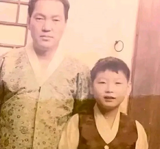 尹锡悦住小单间，他爸走了真好天呐！谁能想到，风光无限的尹