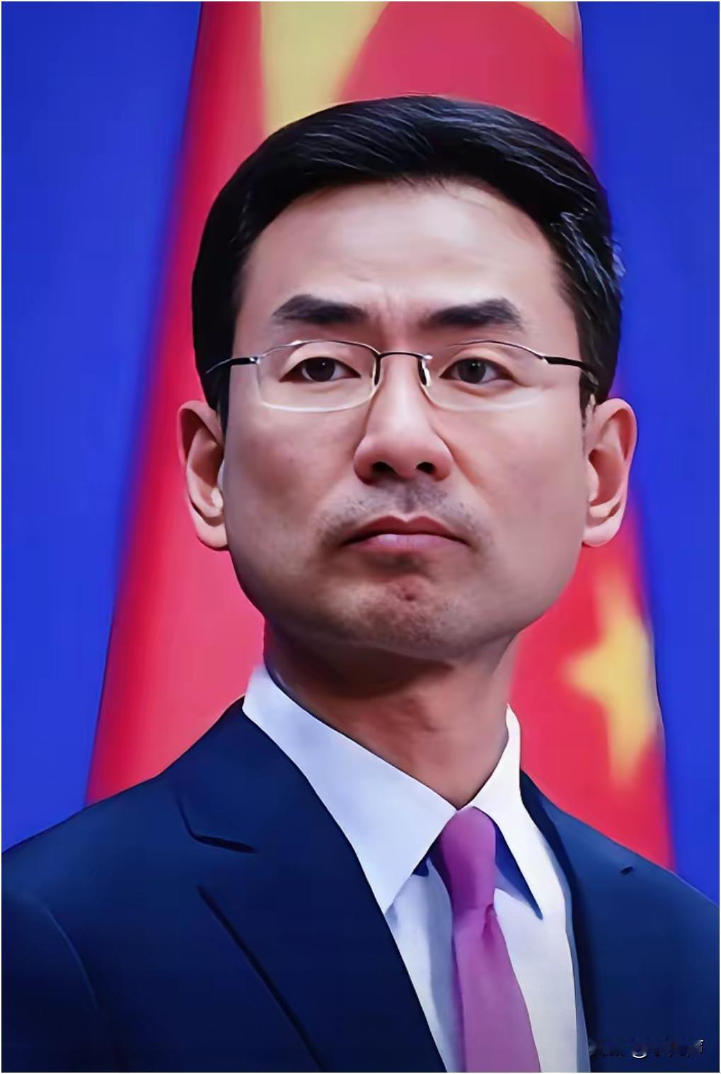 这说辞真的太糊弄人了:认怂就是实打实的认怂，别总拿格局当遮羞布，这东西最能麻痹