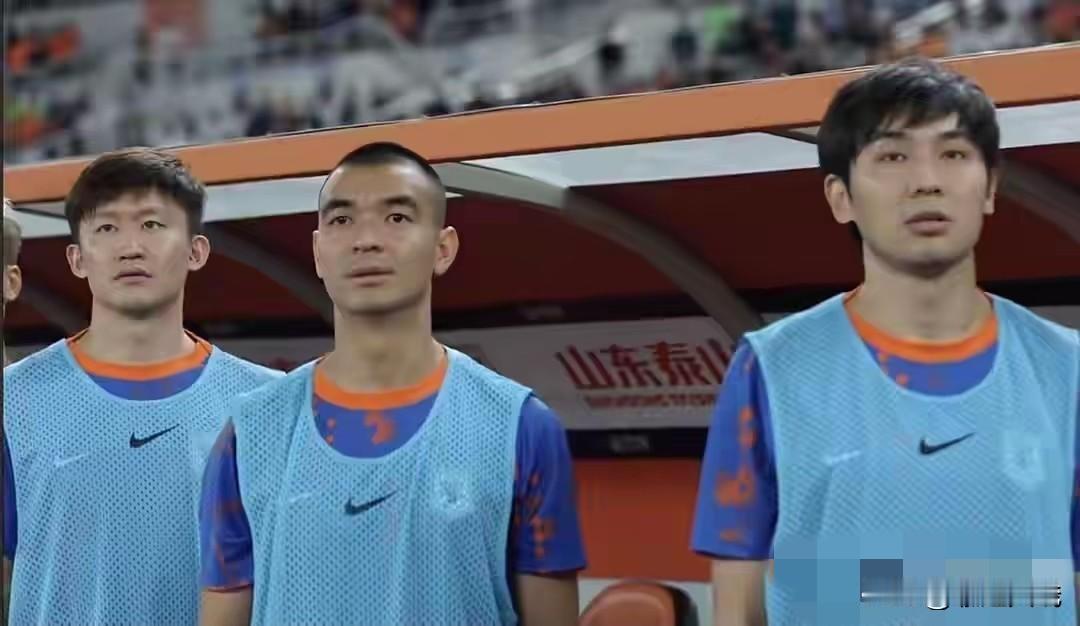 山东泰山队中93一代球员已经老了，弱势的后卫位置，再想从大连人队中轻易得到（童磊