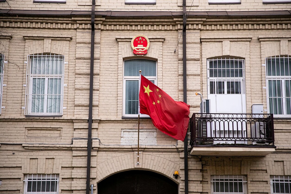 立陶宛拒绝所有中国外交官入境，还开出离谱条件：中方要先让步近日，立陶宛国家广