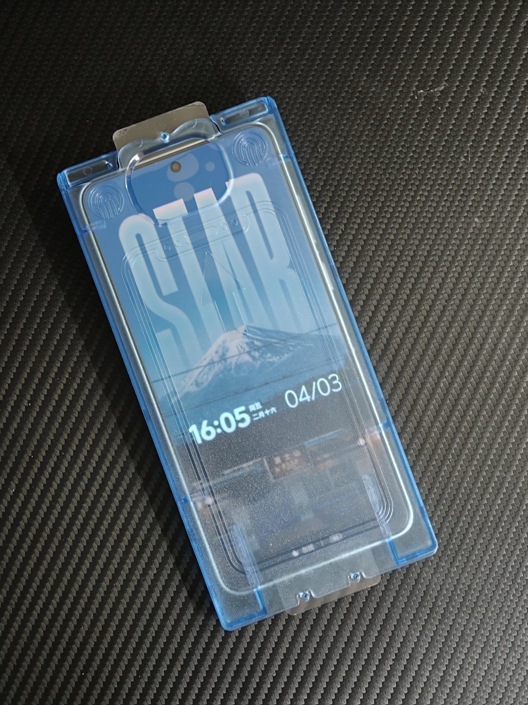 好家伙，刚拿了一张OPPOFindX8Ultra的贴膜给vivo