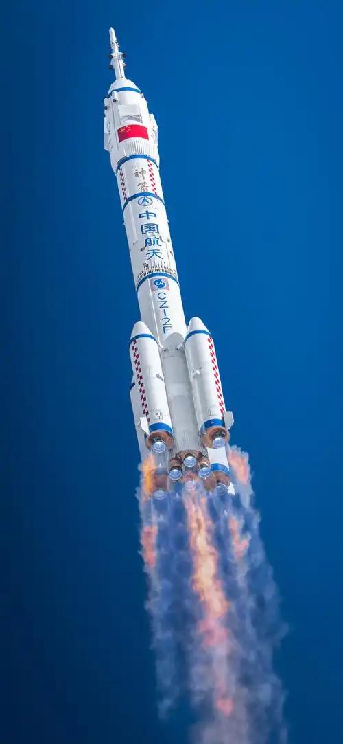 航空与航天的区别在中文互联网上，“航空”和“航天”这俩词经常被人