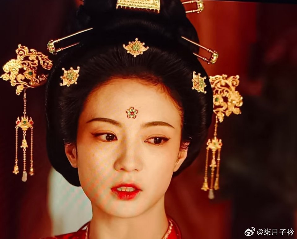 《锦绣芳华》里，县主和刘畅这对“纯恨疯癫夫妇”太绝！第一季县主成寡妇，一心想与刘