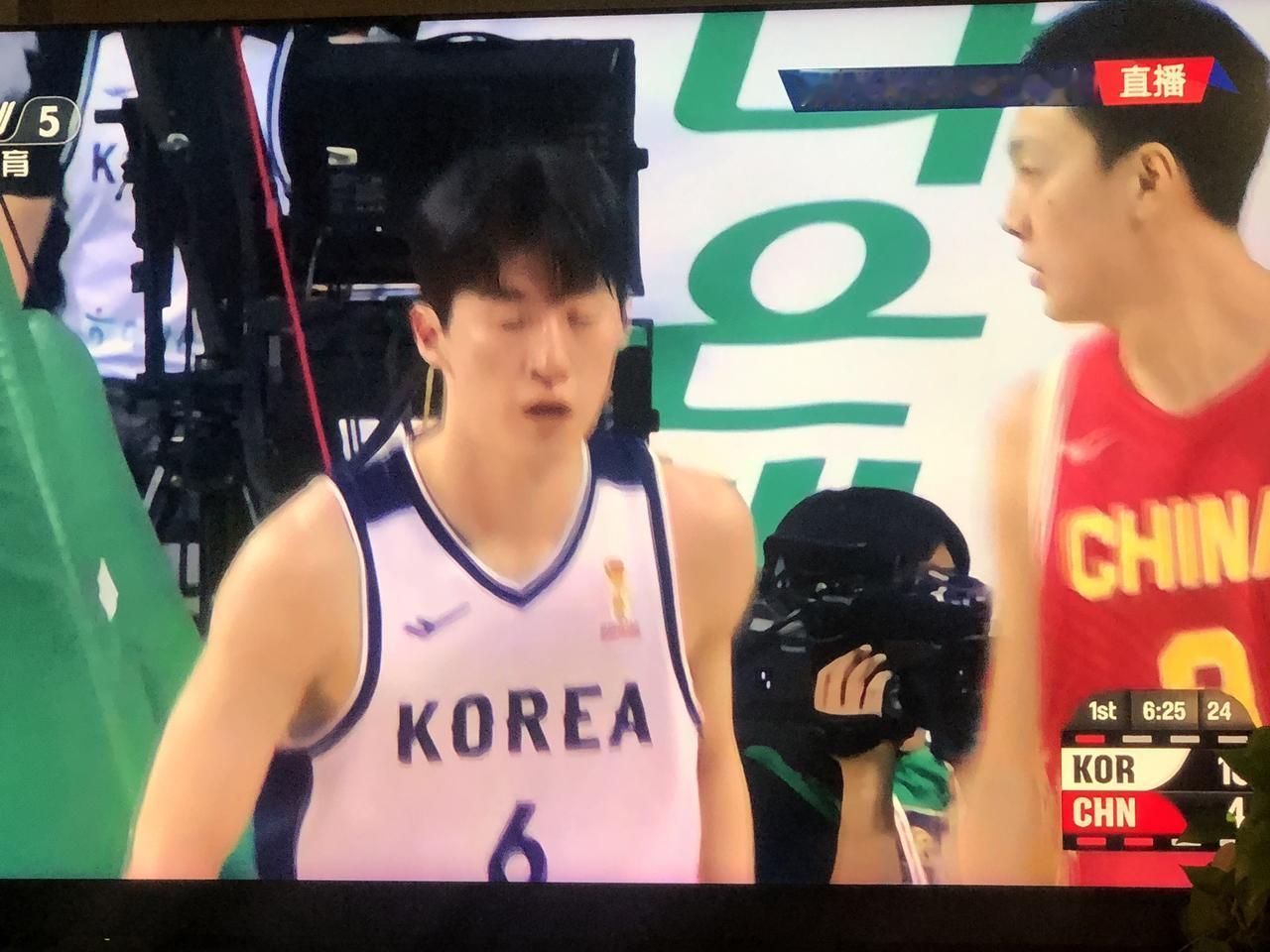 中国男篮必须推到重来。必须聘请nba教练团队，从选材到训练到战术。国产教练根本不