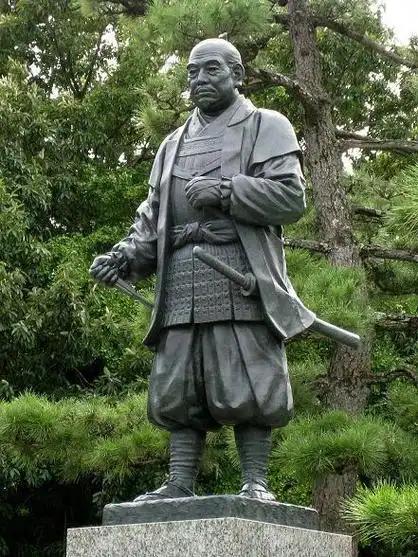 德川家康等了整整一辈子，六十多岁才彻底统一日本，他凭什么等得住？日本战国有一