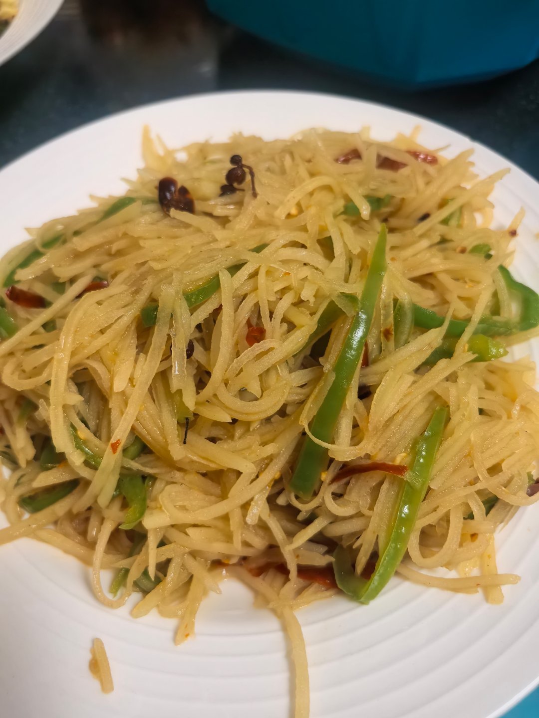 不是说饭有多好吃，酒有多好喝，而是看和谁一起吃一起喝。​​​