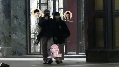 继马尔代夫被拍接吻，胡彦斌易梦玲疑似恋情曝光后，11月20日，42岁的胡彦斌与2