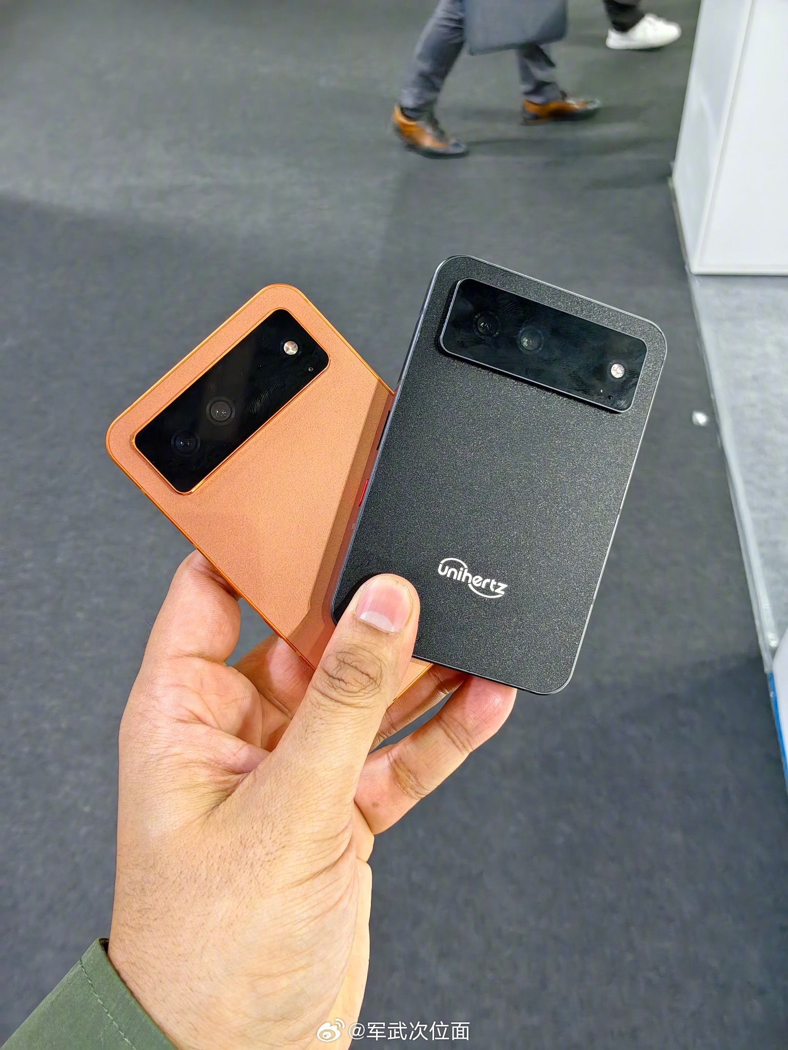 你觉得键盘手机还有回归的希望吗？图为国产迷你手机品牌Unihertz官宣全键盘