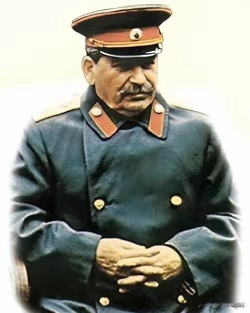 二战前夕，斯大林说过一句话，这句话让人听了心里难受的很，他说，中国没有军事工业，