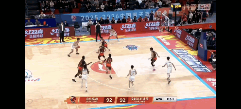 这手太硬了！王浩然三分绝杀帮助深圳队95-92战胜山东队，话说朱芳雨有没有想法，