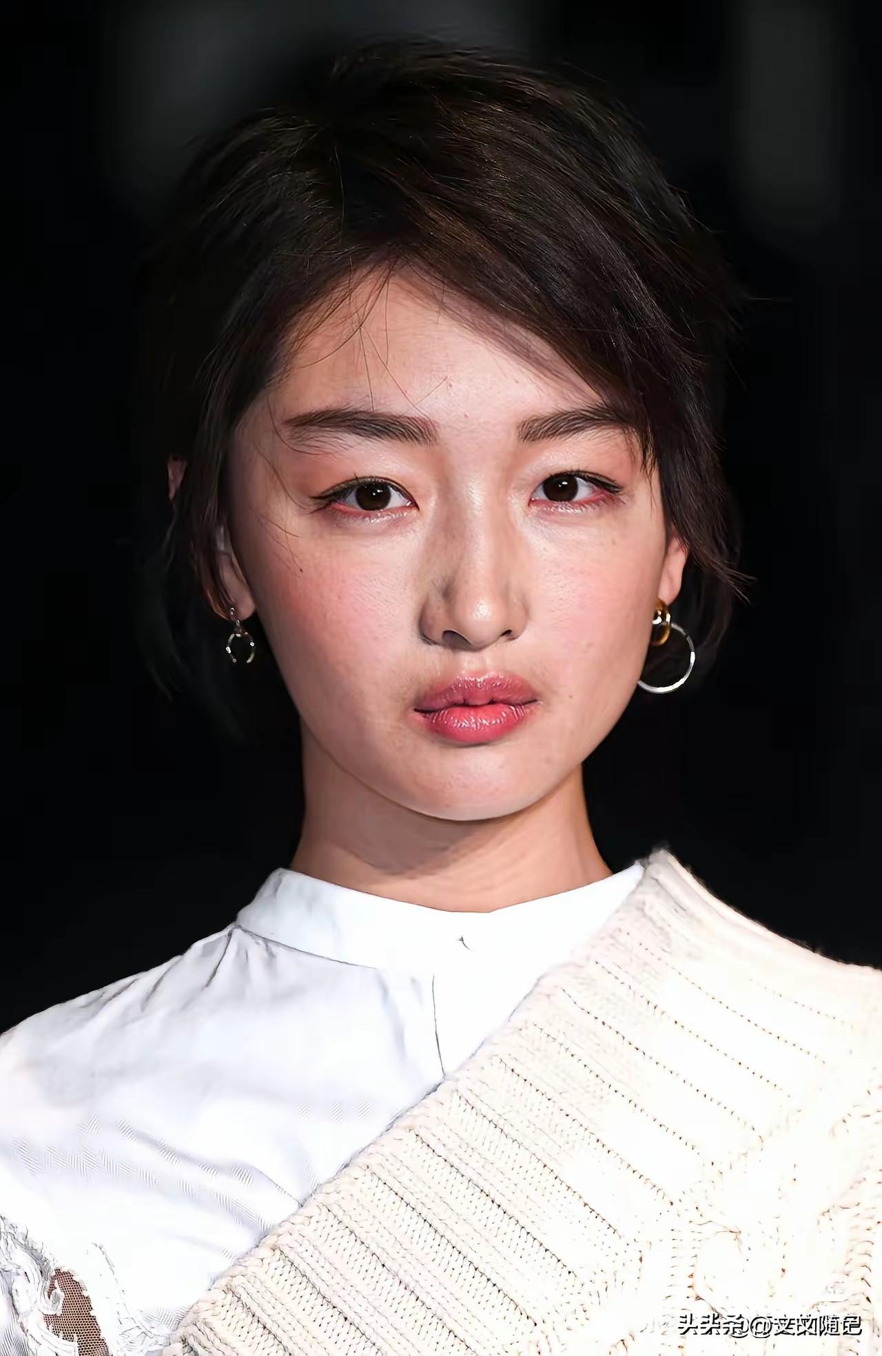 看看离开美颜滤镜的明星们突然就开始怀疑医美保养化妆品这些都有用吗有什么用呢