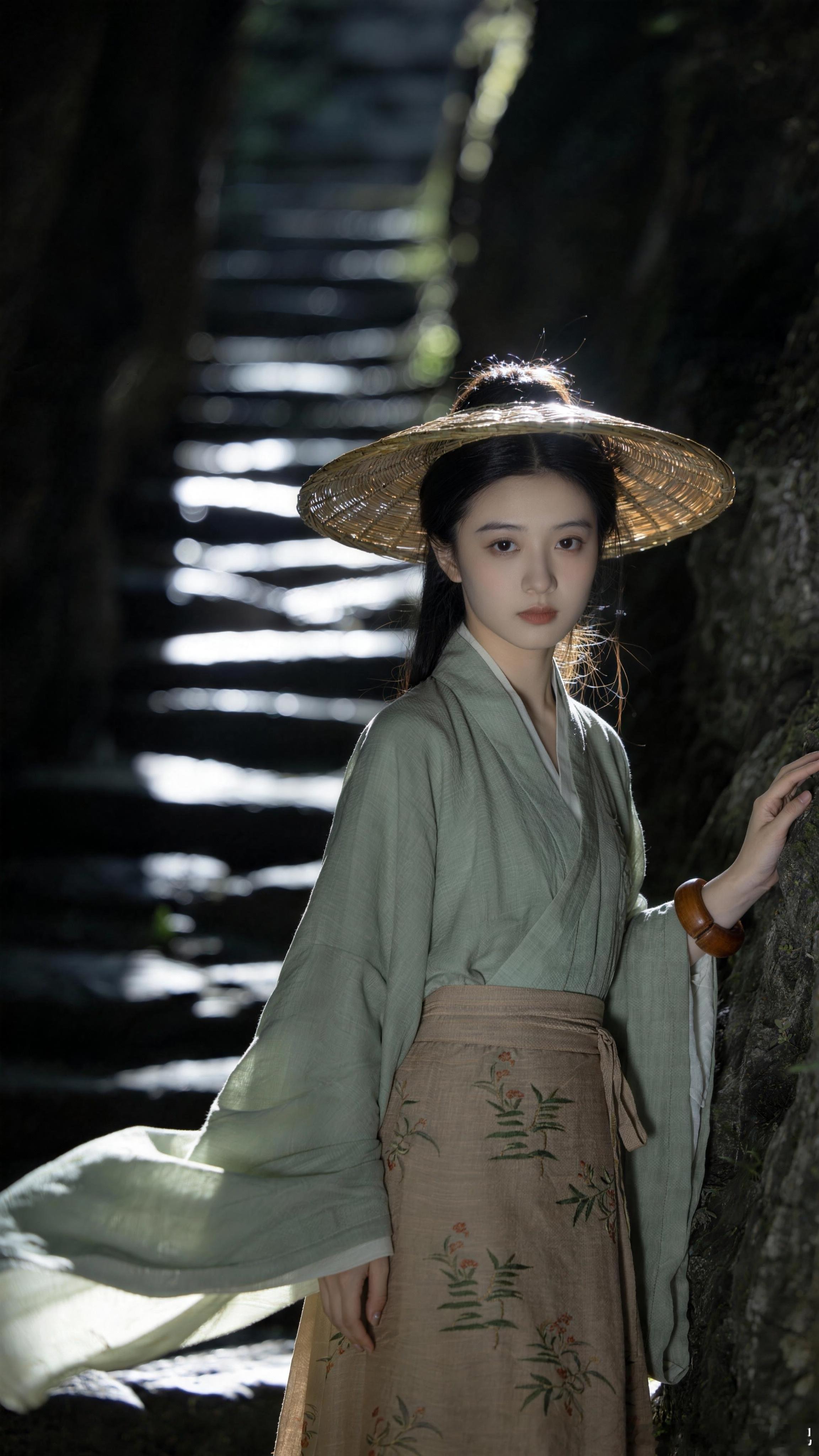 绘梦长廊青山独行