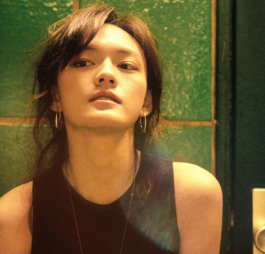 文淇这段采访，上热搜了。十五六岁的小姑娘，拍戏跳了脏湖水不幸感染，去做妇科