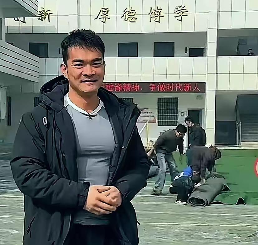 李维刚，我认识他是最不会翻车的博主，以前我不相信面相，但经历的事多了，才