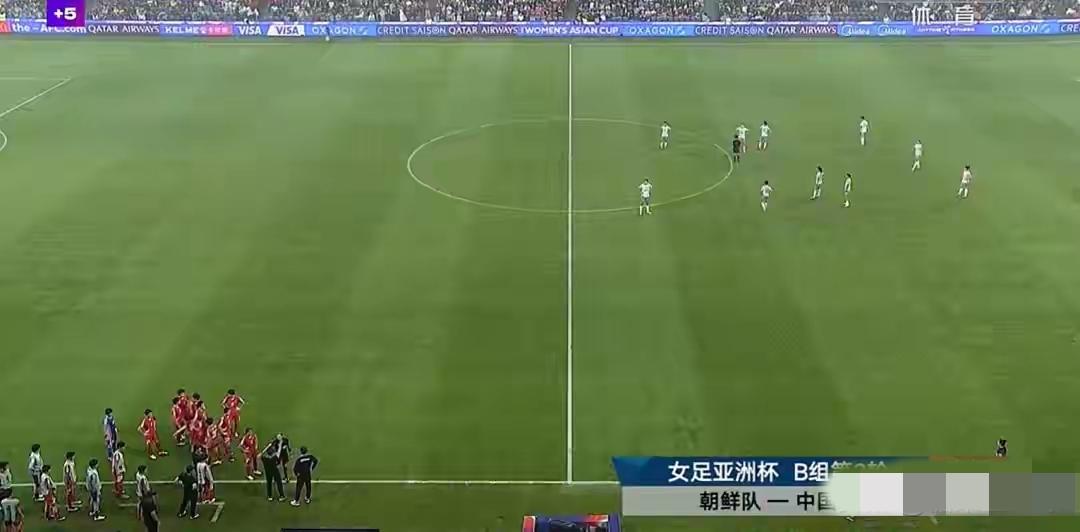 亚洲杯风波：朝鲜女足罢赛5分钟抗议王霜进球，输球又输风度或遭重罚
