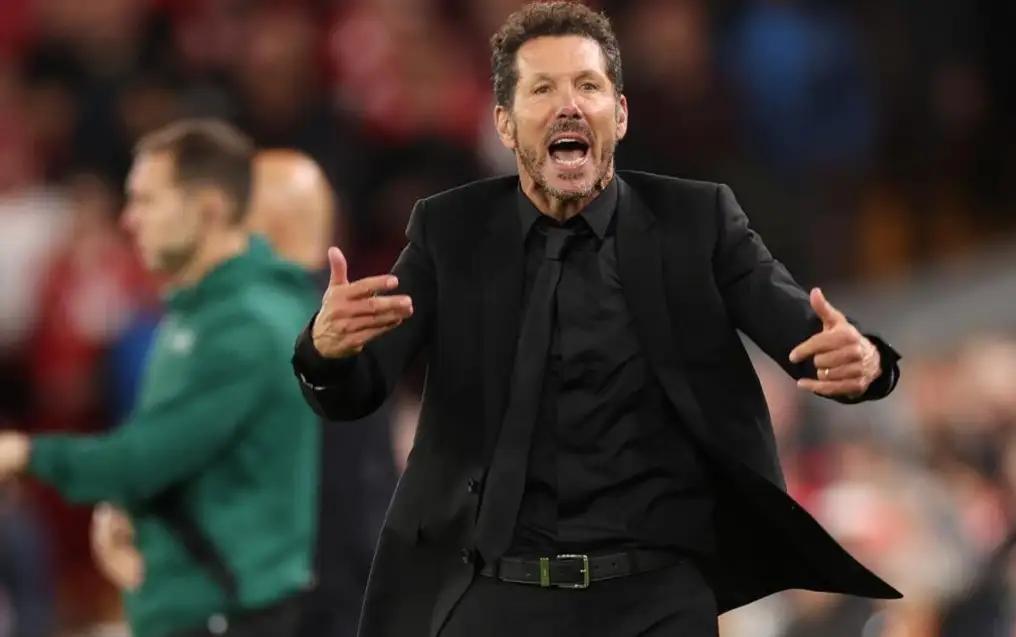 【国际米兰可请不起西蒙尼，还是齐沃比较实惠好用】传闻说国际米兰还有点嫌弃齐沃上不