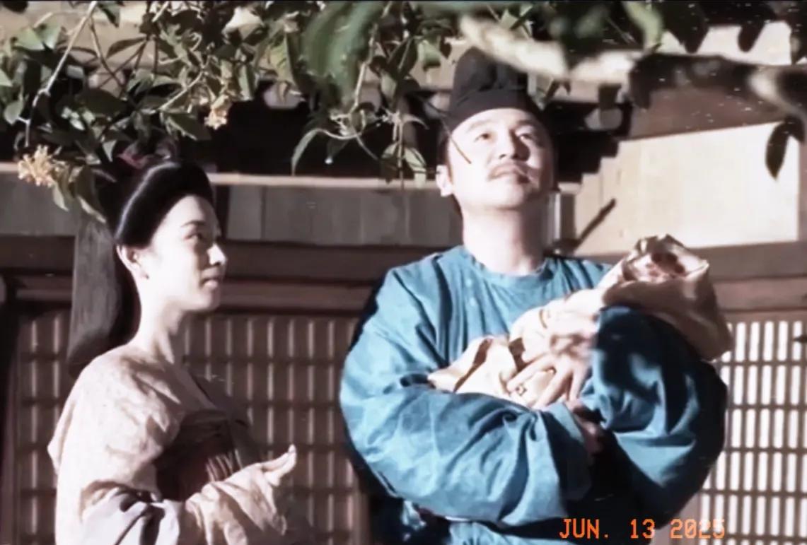 8.《长安的荔枝》。李善德是全剧最幸运的人。之前娶了郑氏的女孩子，她带给李善德的
