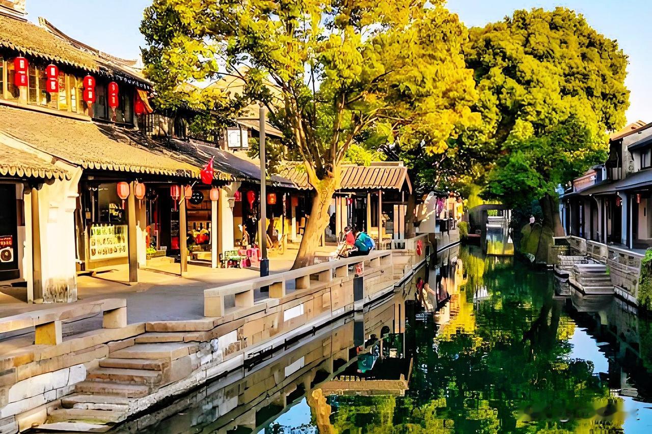 中外房地产税制大不同：我们重出让交易，西方重在每年持有很多人羡慕国外没有高额