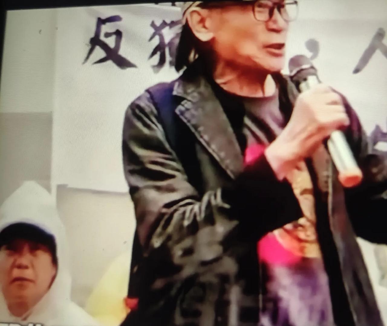 台媒体清醒人也不少，其中汪立峡因承认自己是中国人被绿营骂“滚回去”。也许