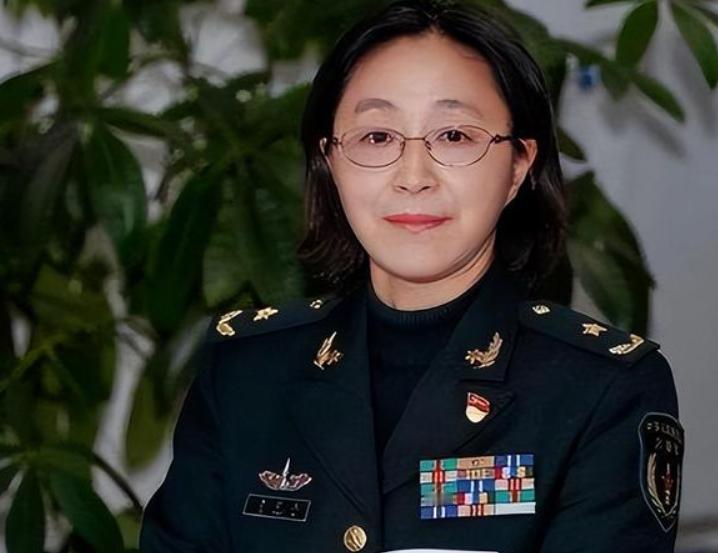“与其被动防御，不如让导弹消失！”祝学军一席话，竟让东风-17成为西方噩梦。