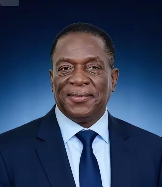 这两天国际上动静不小。前脚，巴拿马那边一点没给面子，顶着中方的反对声，直接派员接