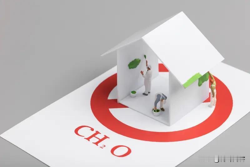 新买的衣服要洗，因为新衣服有可能含有少量甲醛等有害物质，而甲醛易溶于水，洗了以后