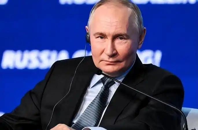 假如普京去世了，战争会不会立即结束？我直说吧，普京要是今天在任上去世了，你最好祈