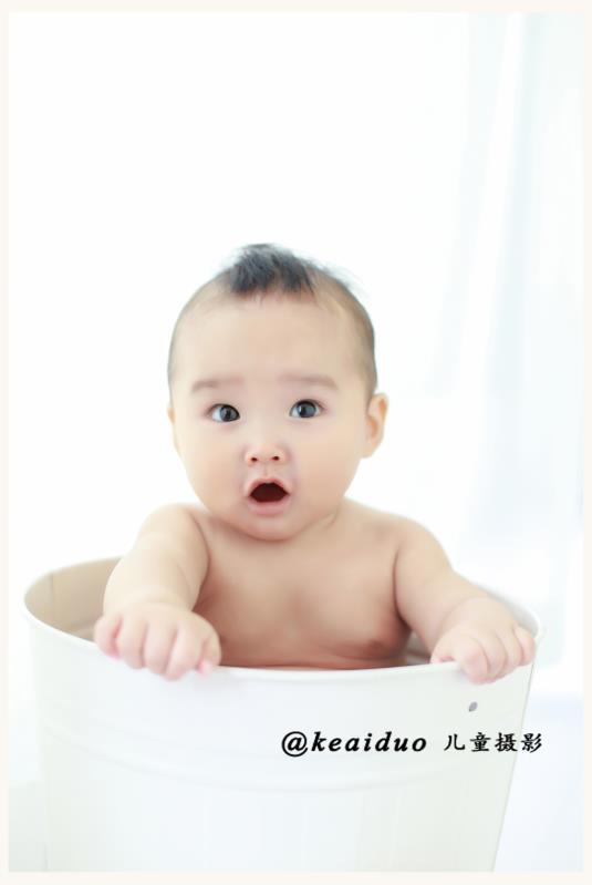 错过了孩子出生照, 满月照你还要放弃吗?