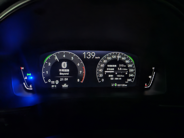 思域1年开了3万公里一年了3万多公里市区油耗12个左右。95的油，霍尼韦尔v9