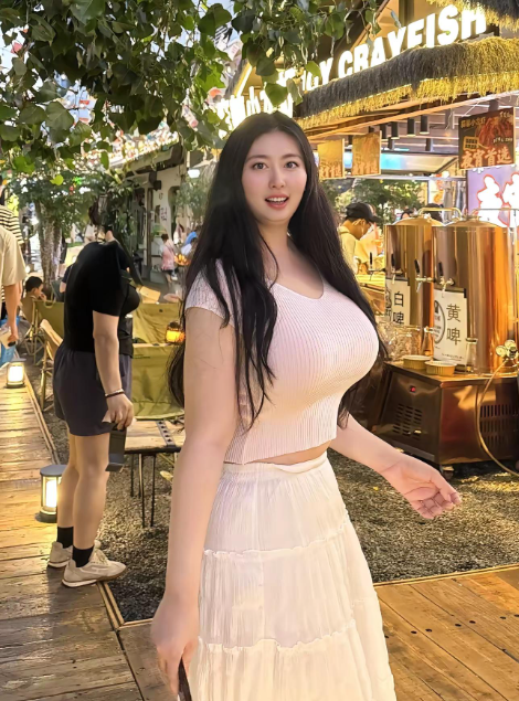 女孩这个身材，得羡慕死多少人？