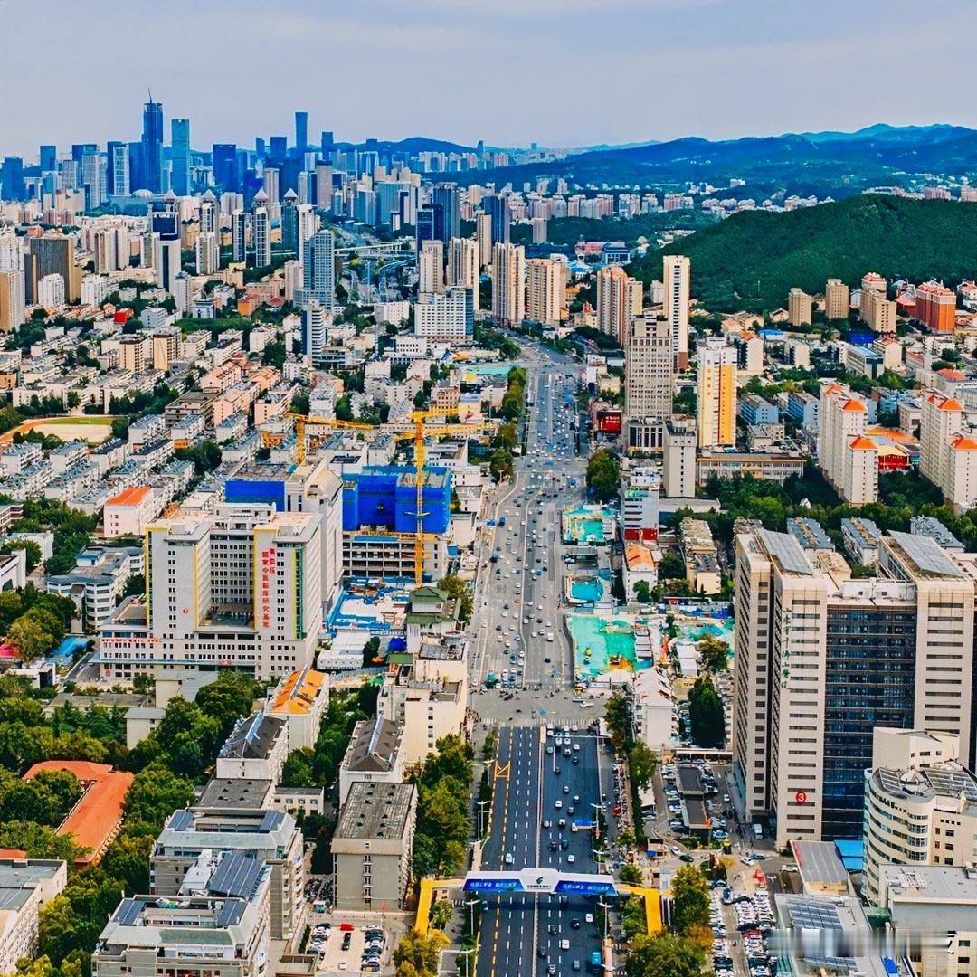 生育工作很难，比当初计划生育还难。联合国都看不下去了，就因为中国新生儿或跌至