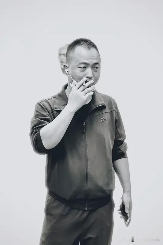 嘿，我姓李，这姓氏就像个宝藏百宝箱，藏着好多有趣事儿。就说1999年克拉玛依12