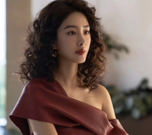 大家有没有发现，只要是杨采钰演的戏演技好不好，都相当精彩。在《爱情没有神话》