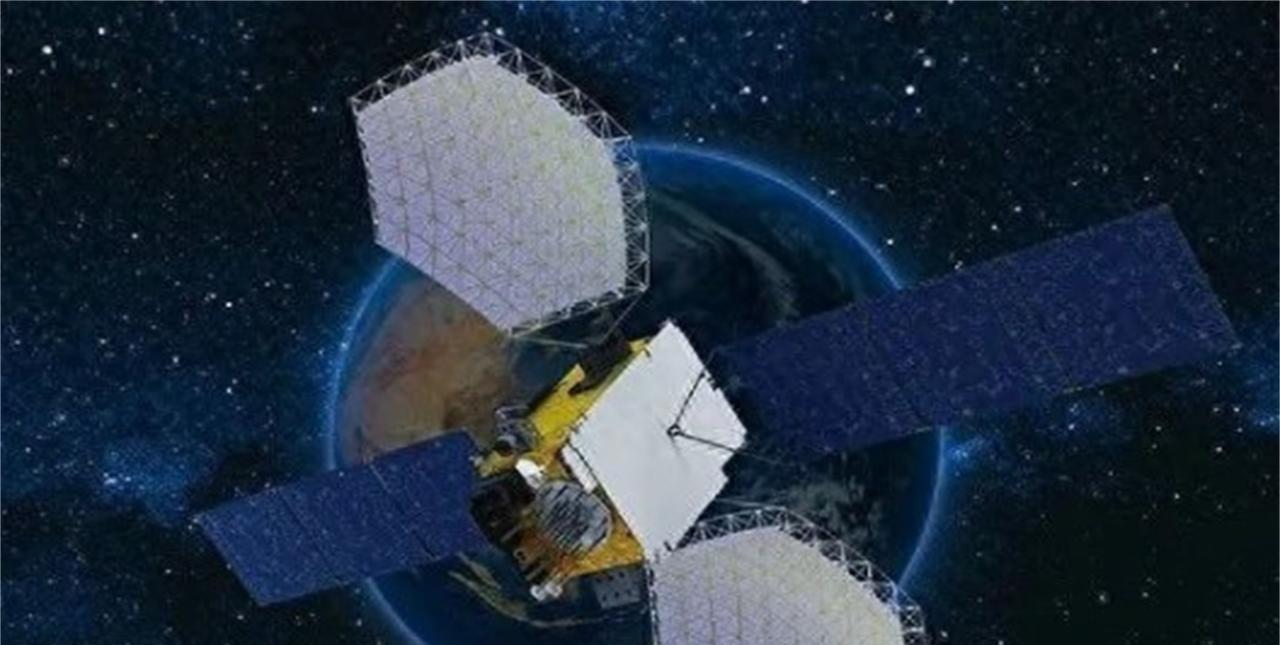 中国用卫星给导弹画路线图？美国“焦虑症”发作，直呼航母不安全当美国太空军司令用