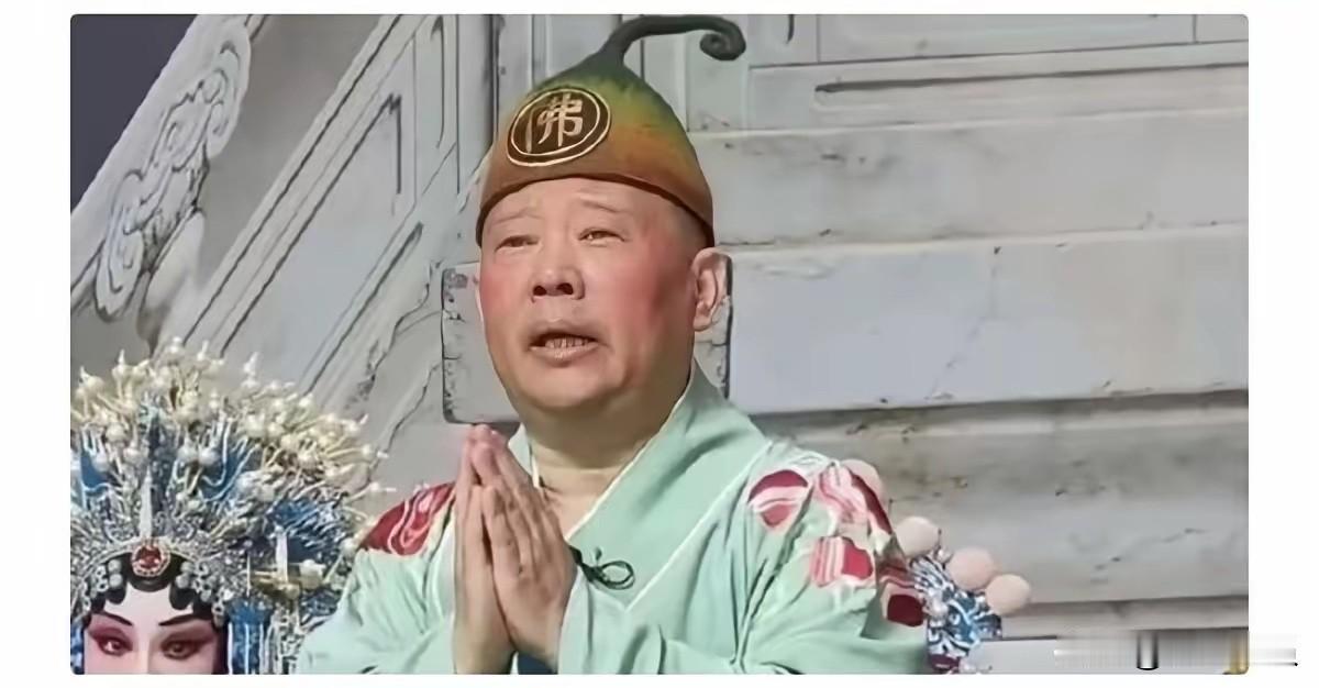 “紫禁城中静悄悄”这句话本身究竟何错之有？​单看字面意思，闭馆后的故宫确实安安