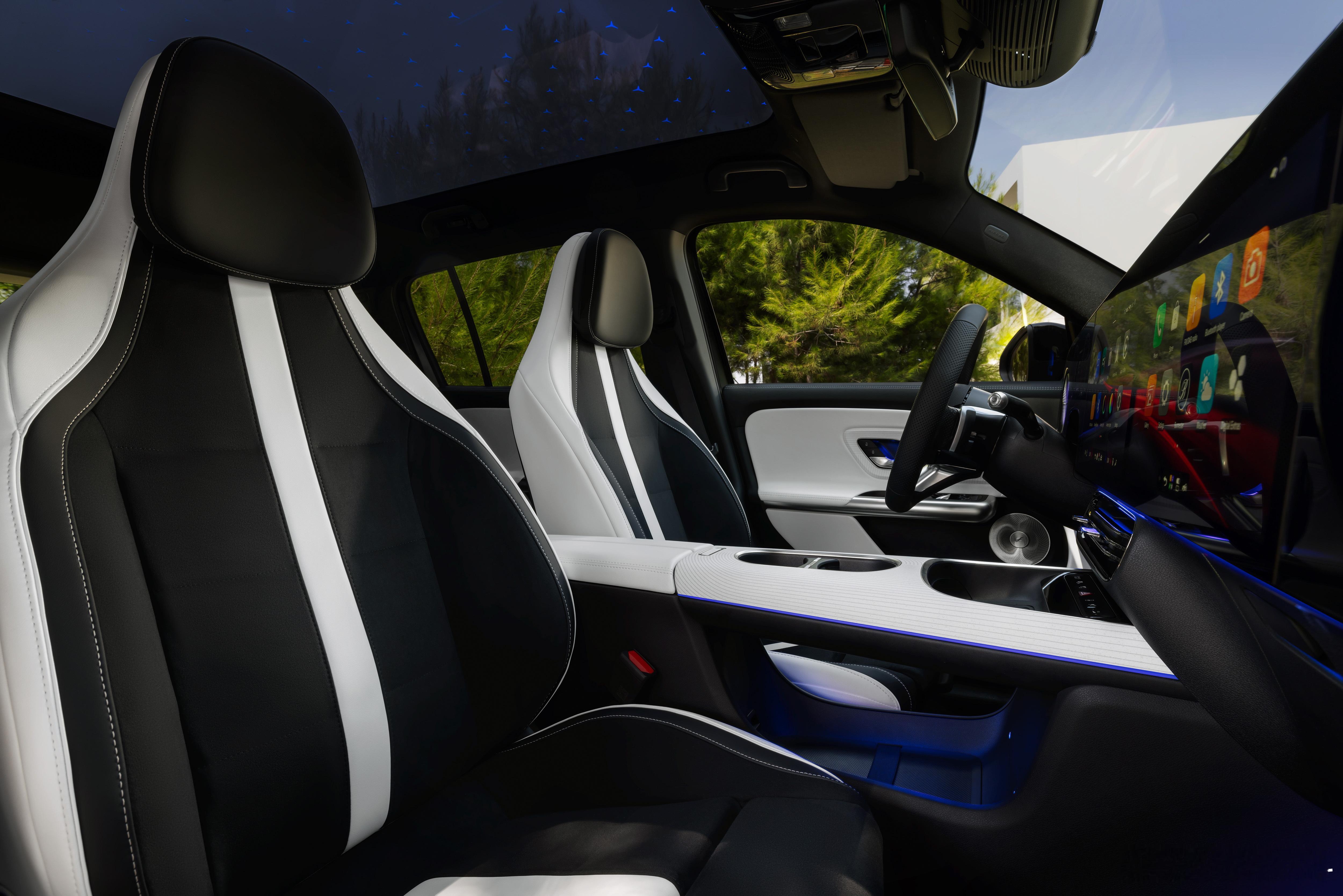 MMA构架的新车GLB官图发布，一个平台纯电和混动两条腿走路。10.3英寸的主驾