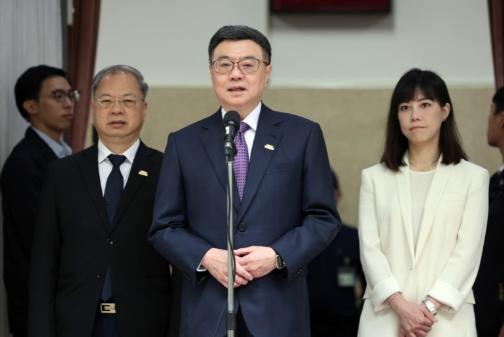 摊牌了！外交部与国台办同日开炮，直接警告日本：一切后果必须由日方承担。卓荣泰赴东