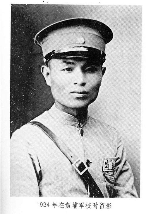 他是一野参谋长，比彭德怀资历老，1955年授衔时，组织误按1938年归队算