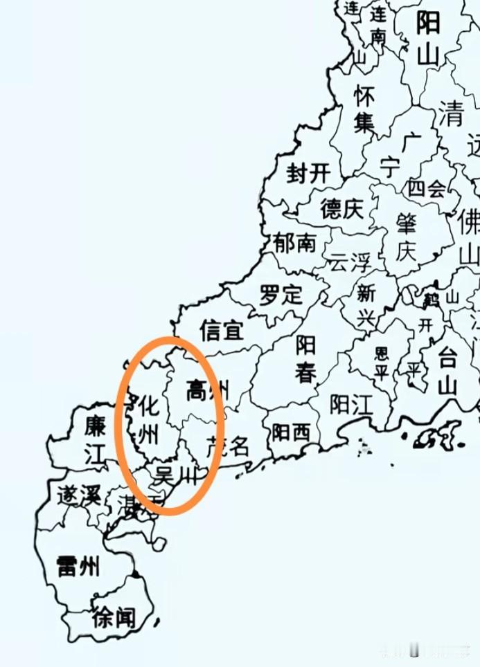 湛江的吴川与茂名的化州为何差异如此之大？从地图上便能一目了然。大家瞧，吴川是