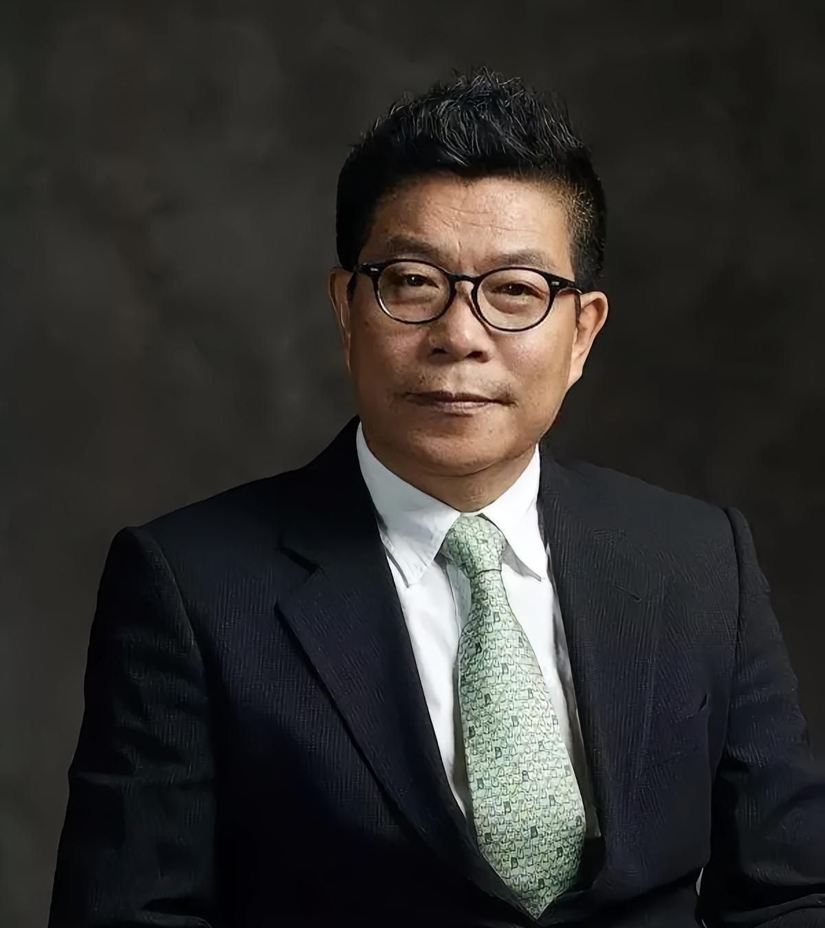 2026年，俞敏洪问王中军:“银行的债务到期时，你为什么不向身边的朋友借钱？”王