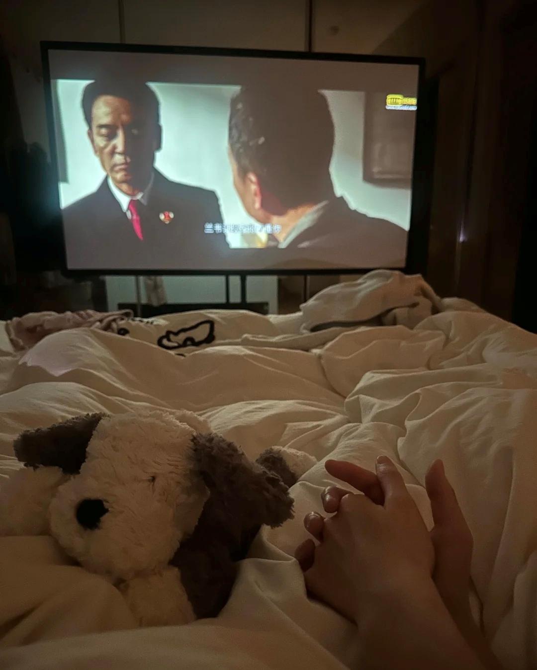 “哪个女生受得了？”女生点头同意了男友的同居要求本以为男友会得寸进尺没想到
