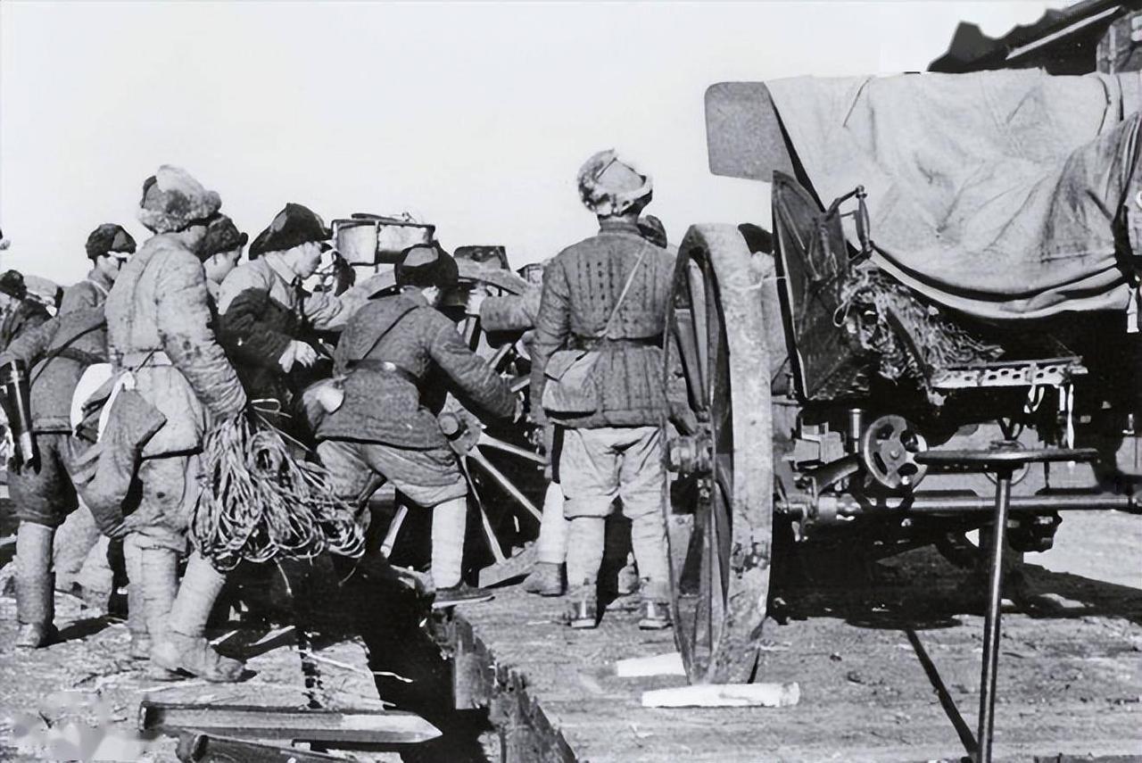 起义部队叛变的很多。滇军184师营口起义后，就有很多人叛变。北平起义后，还有要叛