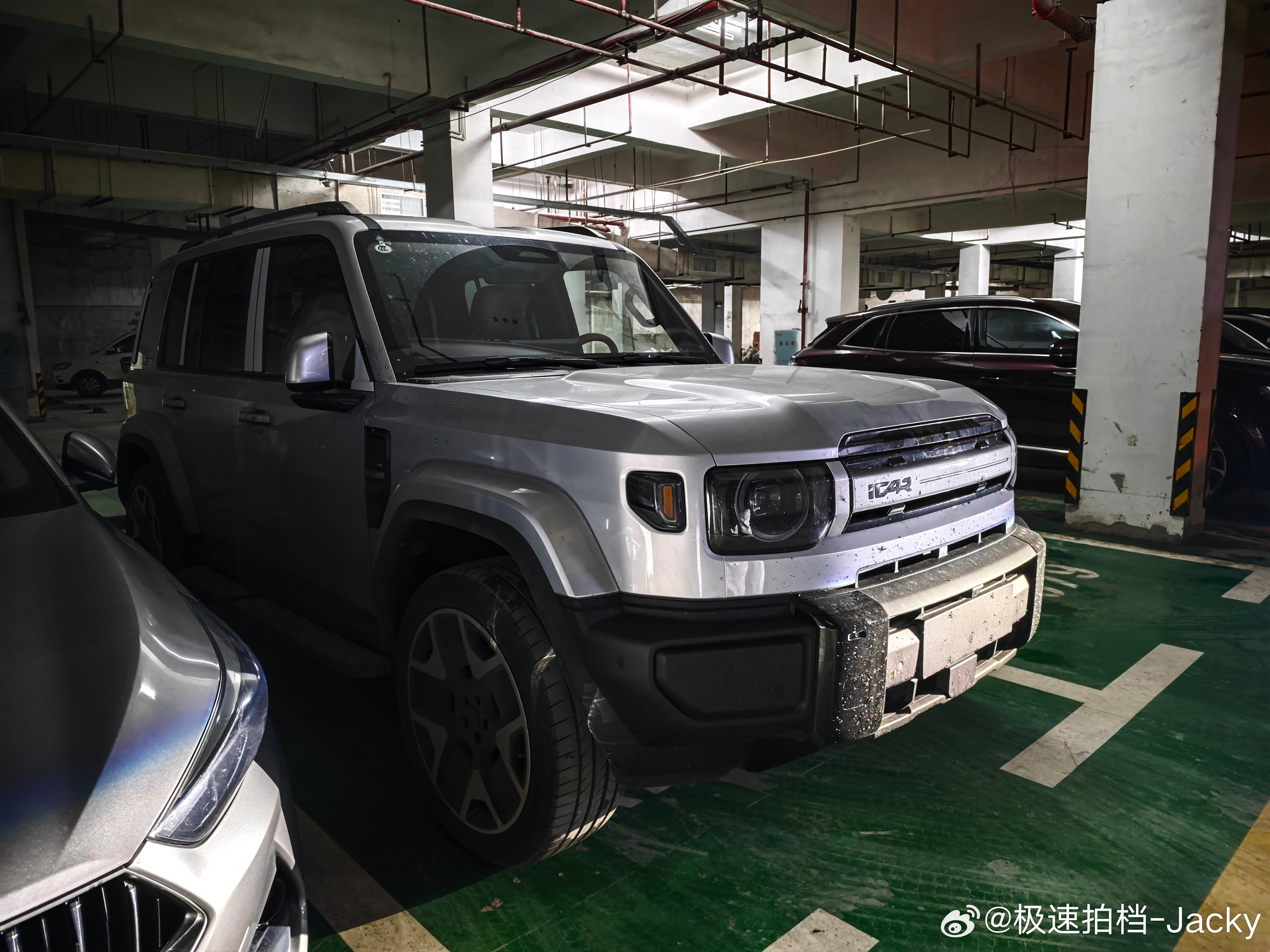 我是第一次见V27真车，比图片里好看很多啊