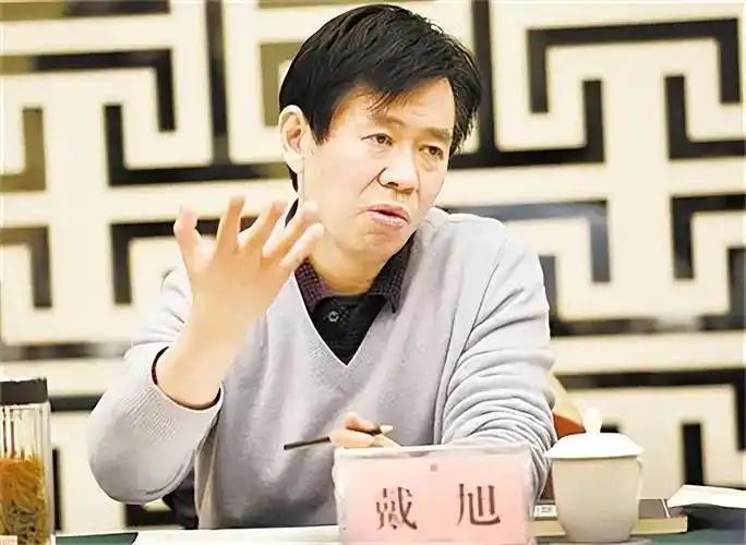 如果导弹落到你头上，你是先翻法律书，还是先还手？戴旭有段话说得扎心：从晚清到现在