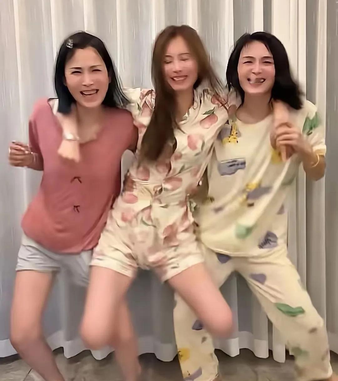 瑾汐父母找她原来真的是为了多个人养老，怪不得刚开始两个姐姐开心的不得了。后来